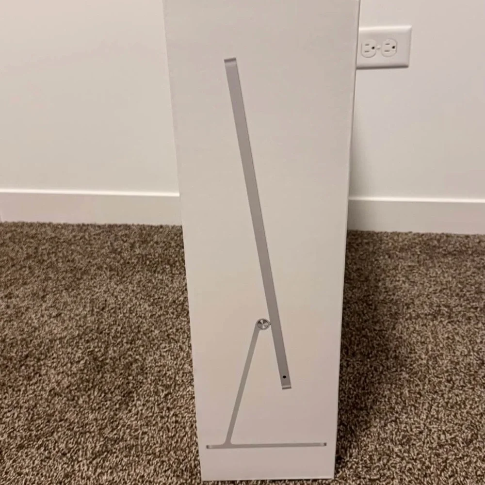 Apple iMac Packaging in Elegant Silver BRAND NEW